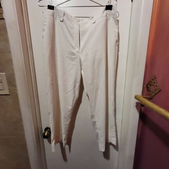 Nike Golf Dry Fit White Capri Pants - Size 12 - Picture 1 of 6